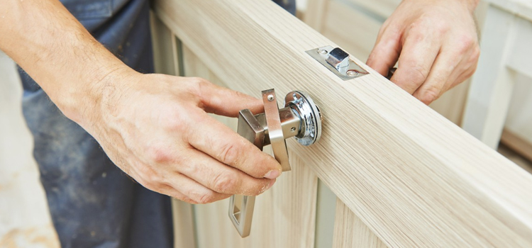 interior door repair Hawaiian Gardens