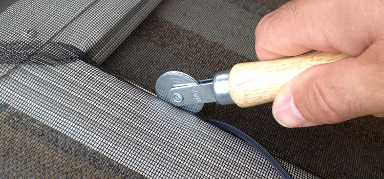 metal screen door repair in Hawaiian Gardens